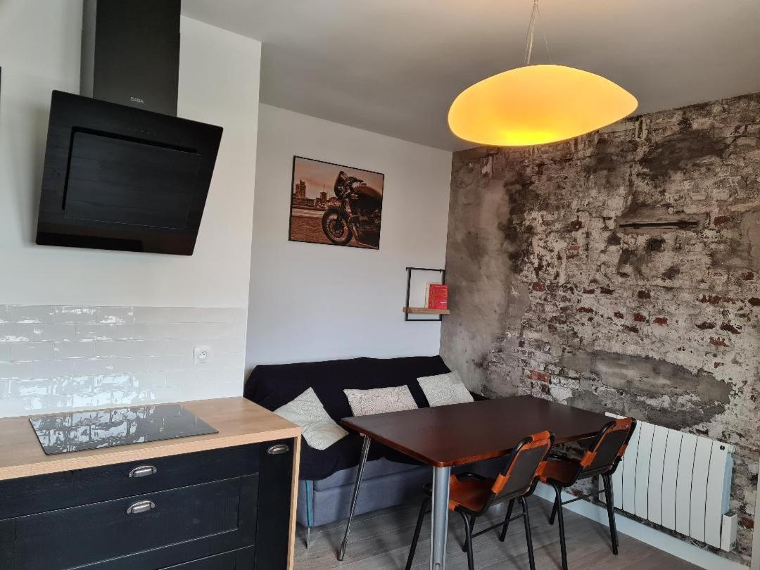 Le Fetilly Avec Parking Privatif Et Climatisation La Rochelle  Kültér fotó