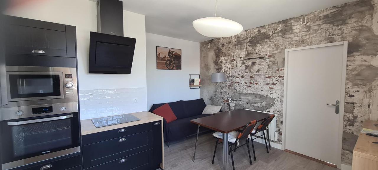 Le Fetilly Avec Parking Privatif Et Climatisation La Rochelle  Kültér fotó